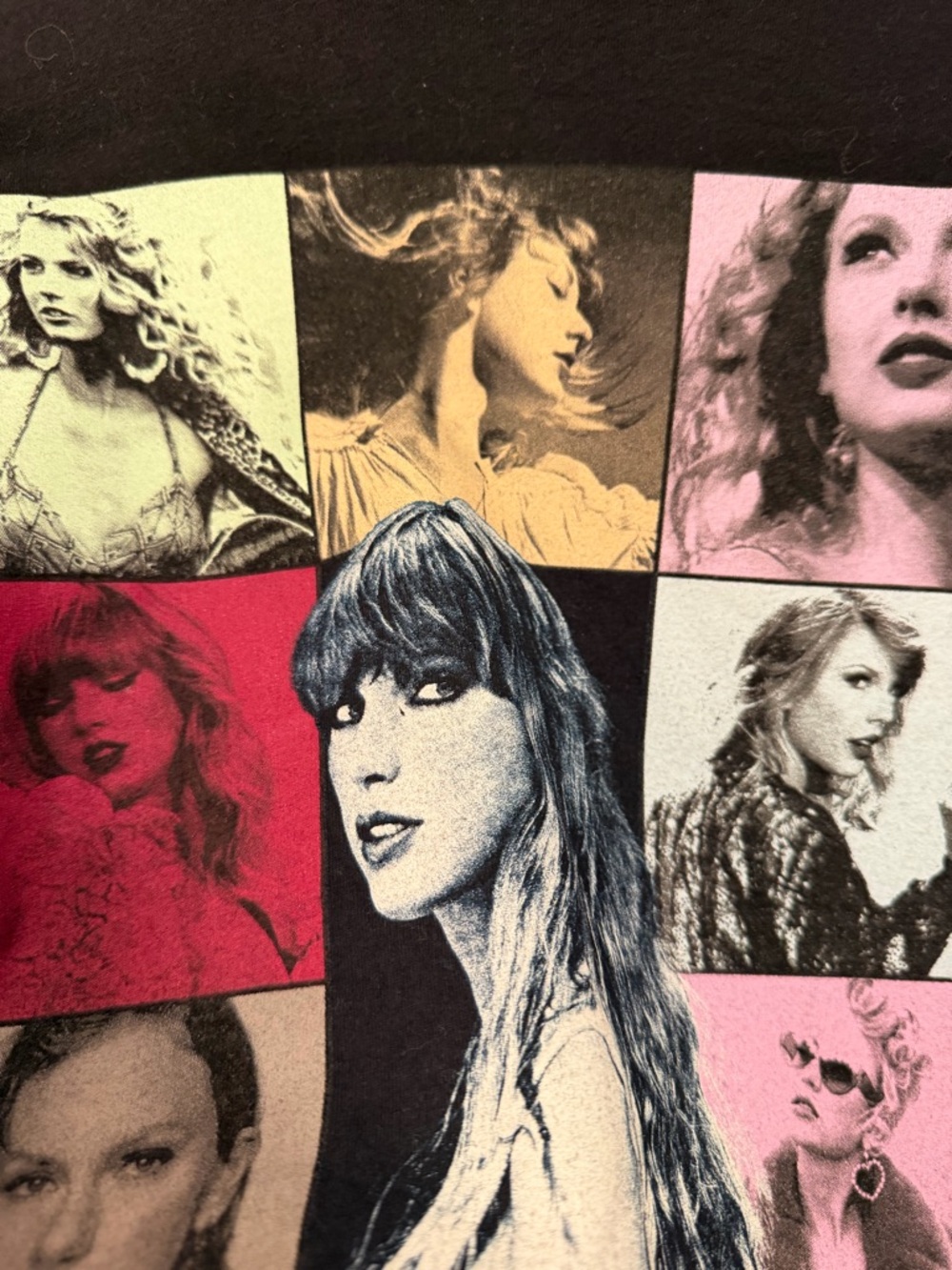 Taylor Swift The Eras Tour Graphic Tee *Official Merch* Size Small - Picture 3 of 6